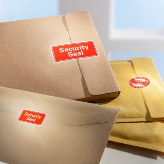 Avery forseglingsetiketter - beskytter dine pakker og dokumenter med VOID-sikkerhetstekst