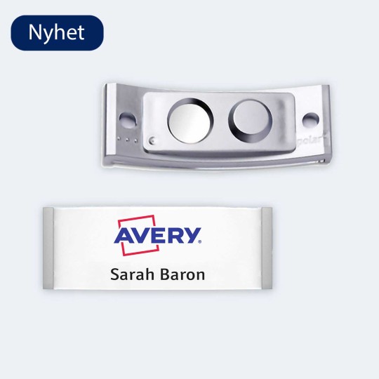 Nyhet: Magnetisk navneskilt. Skiltet har en buet metallram og en magnetisk bakside med to runde magneter.