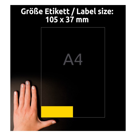 Størrelsessammenligning med hånd, artikkel: 3455, ett ark fargede etiketter, format: 105 x 37 mm, farge: gul.