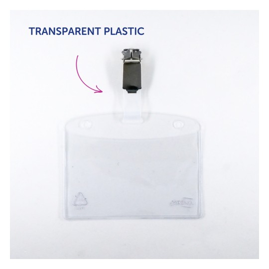 Bildet viser en gjennomsiktig plastkortholder med en metallklype på toppen. Den er designet for å holde ID-kort.