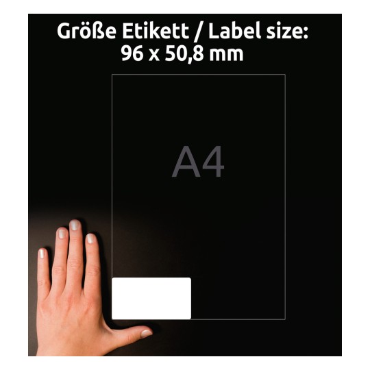 Størrelsessammenligning med hånd, Artikkel: L4744REV-25, ett ark universaletiketter, avtakbar, format: 96 x 50,8 mm, farge: hvit.
