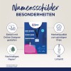 Bildet viser en produktannonse for Avery navneskiltsholdere og nøkkelbånd. Den inkluderer detaljer om designalternativer på nettet, bærekraftige materialer og kvalitet til en lav pris, med tekst på tysk.