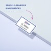 Bildet viser et selvklebende navneskilt fra Avery, med teksten 'G. Miller' og 'SOCIAL MEDIA', med en bakgrunn som viser antallet 200 skilt.